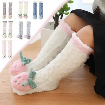 Детские носки из кораллового флиса 0-3 лет, утолщенные детские носки для пола, Теплые носки для сна в средней части